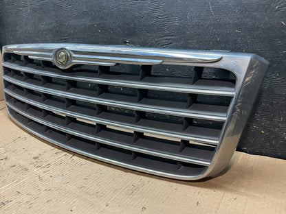2007 2008 2009 Chrysler Aspen Front Radiator Upper Grill Grille Oem X9768 DG2