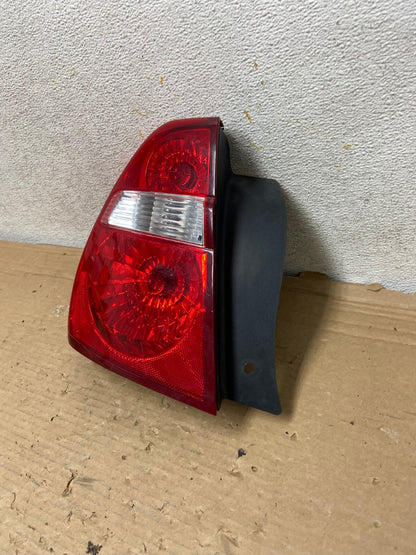 2004 to 2008 Chevrolet Malibu Left Driver Lh Side Tail Light AH8418 LK1