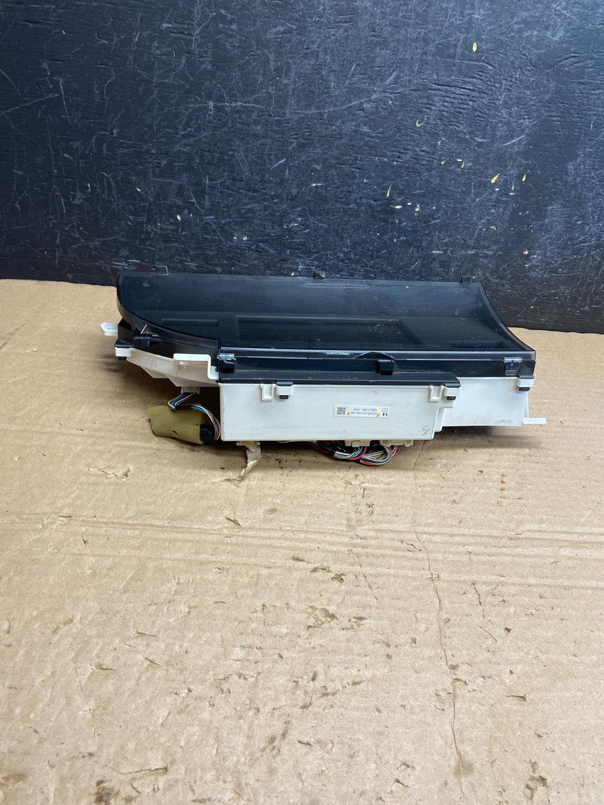 2008 to 2010 Toyota Avalon Cluster Gauge Speedometer AF2165 DG5