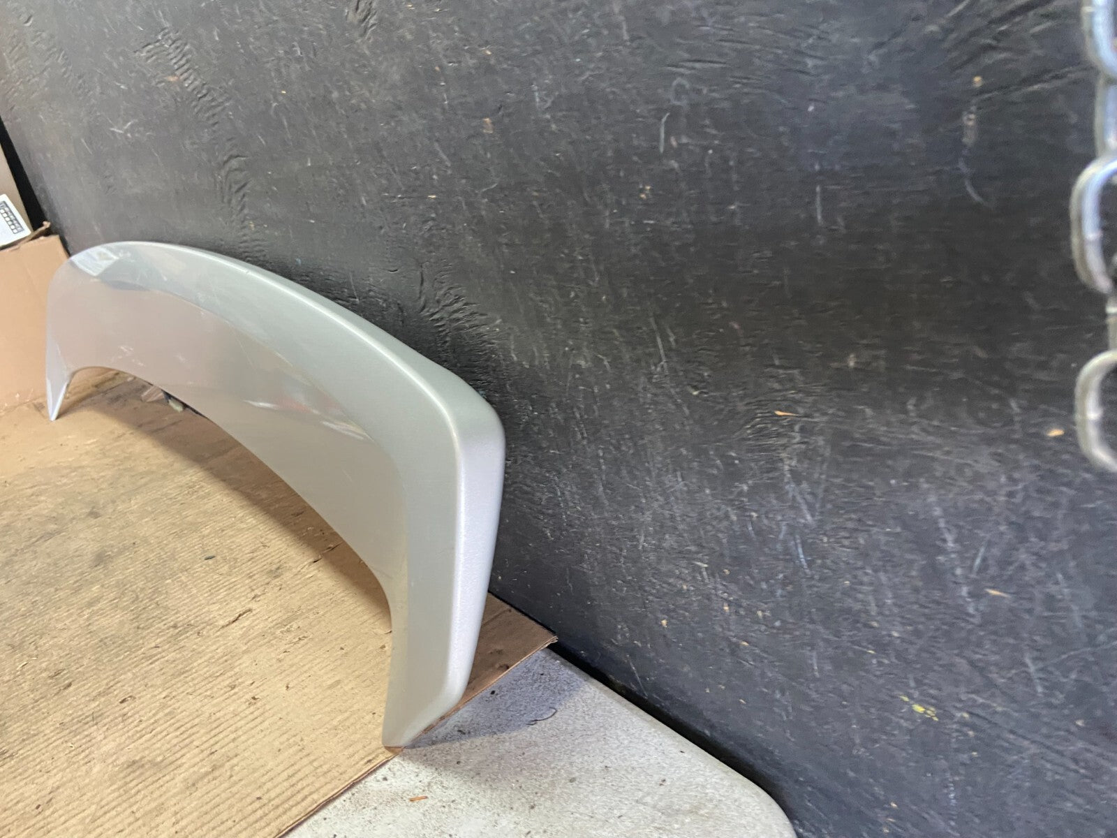 2008-2011 Subaru Impreza Sedan Rear Upper Tailgate Roof Spoiler OEM o1080 DG1