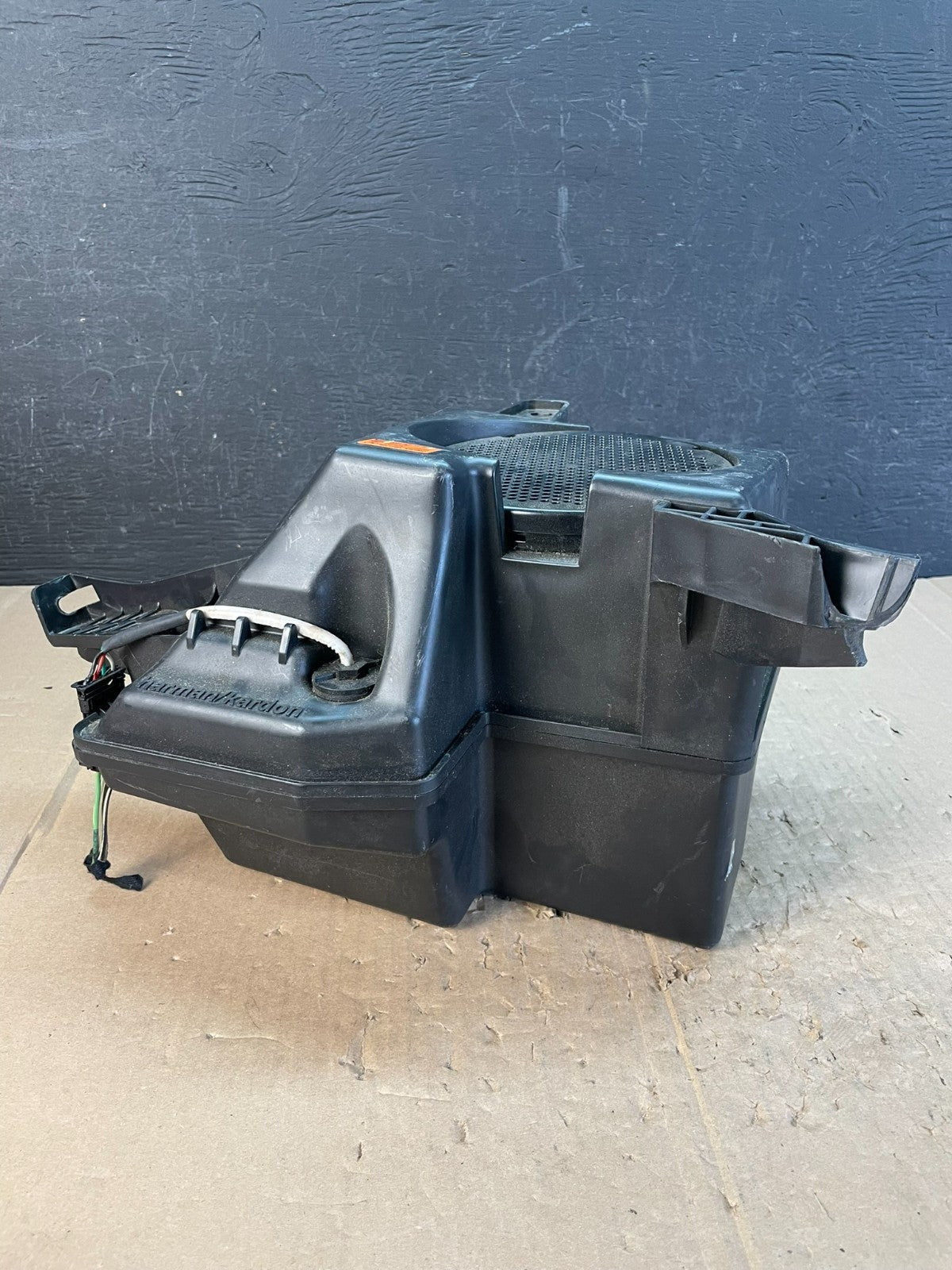 2004 - 2012 Mercedes ML350 Harman/Kardon Subwoofer Speaker a1648203502 AD8268 DG4