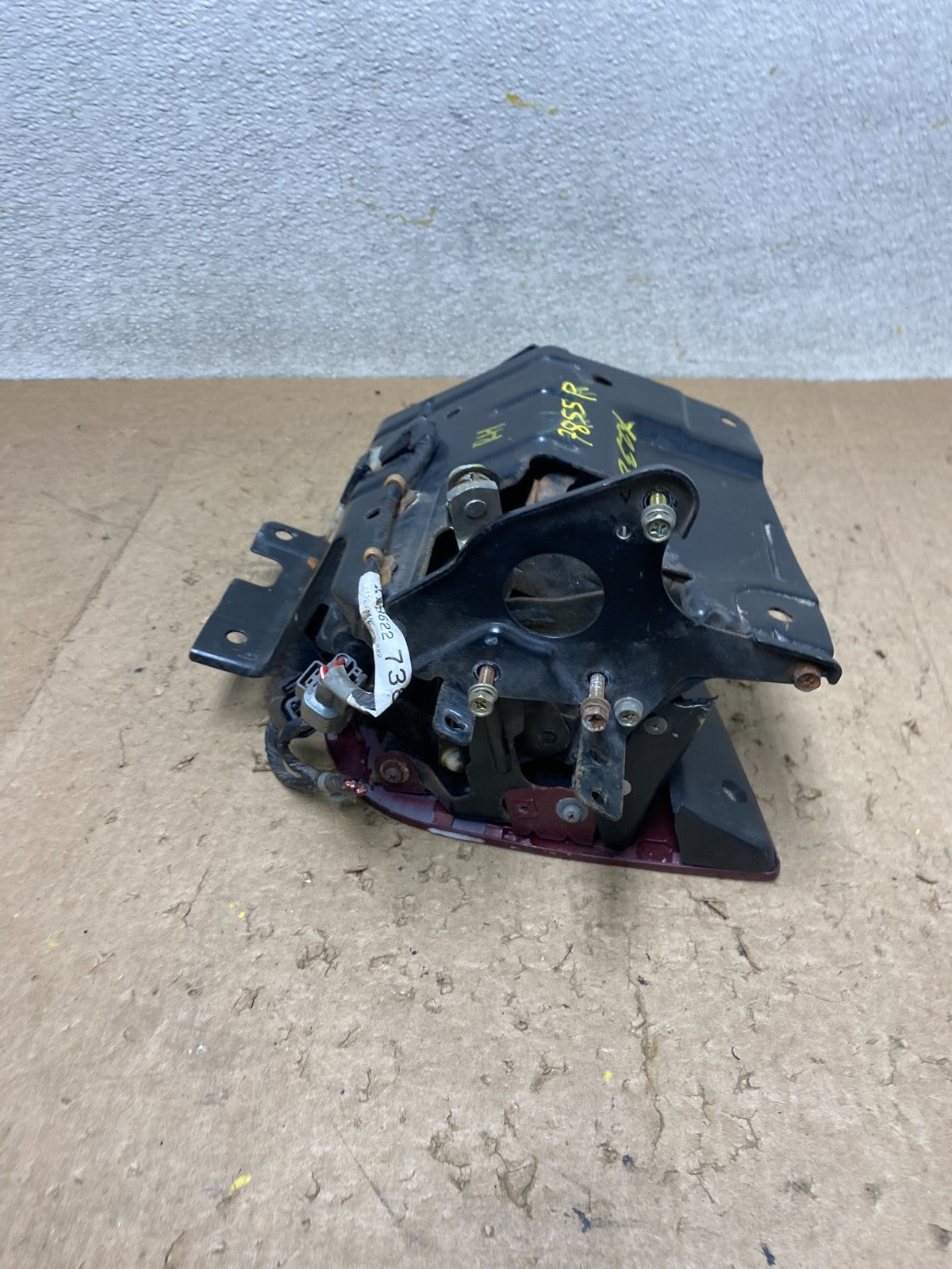 1991 to 1993 Mitsubishi 3000GT Right Passenger Headlight r OEM X2381 DG10