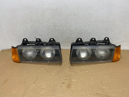1992 to 1999 Bmw E36 318i 328i Left+Right Halogen Headlights AG9200 DW0