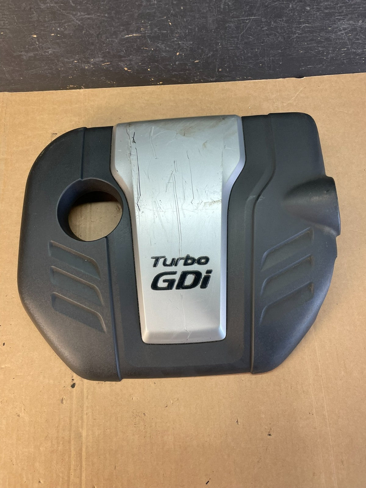 2013 - 2017 Kia Forte Veloster Engine Motor Cover AE8366 DG0