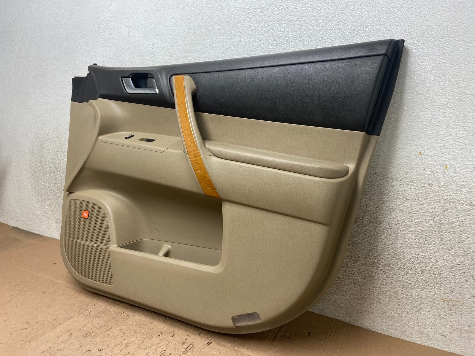 2008-2010 Toyota Highlander Front Right Passenger Door Trim Cover Panel Y4925 DG1