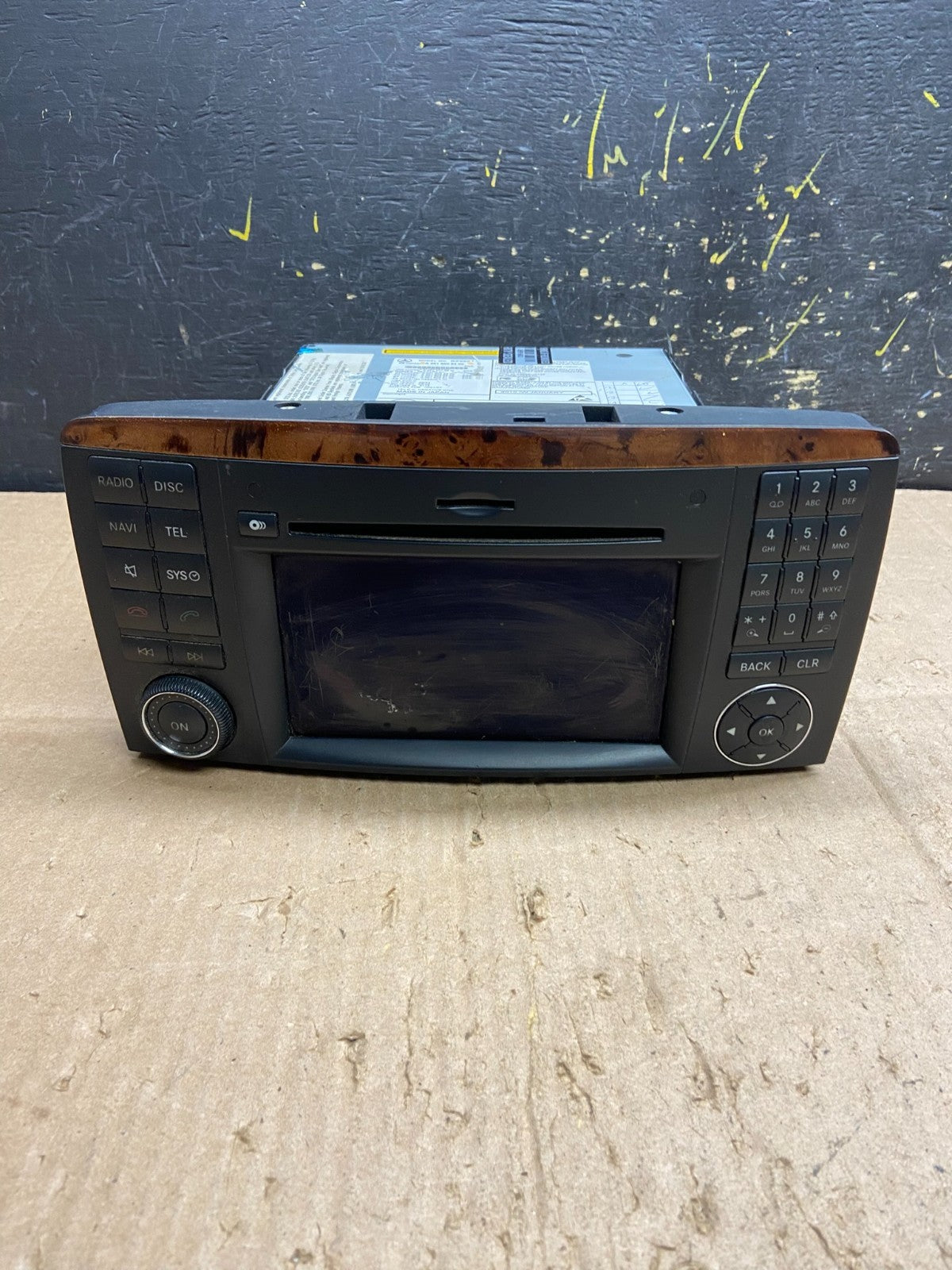 2010-2012 Mercedes W251 R350 Head Command Navigation Radio 6 CD Player AB1764 DG0