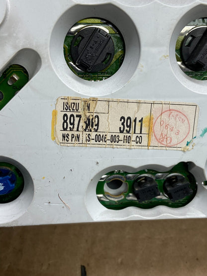 2003 Isuzu Rodeo Speedometer Cluster Gauge OEM Y2340 DG5