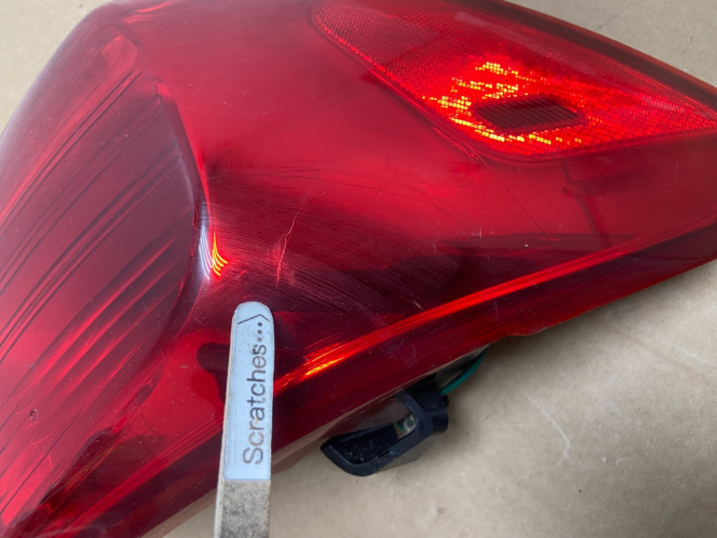 2016 to 2018 Kia Sedona Left Driver Side Tail Light AF7309 DW3