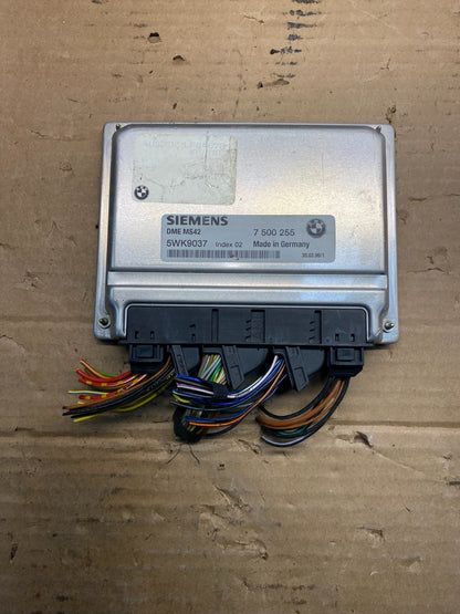 1999 - 2000 BMW 323i ECM ECU Engine Computer 7500255 AD7638 DG0