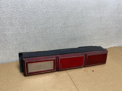 1981 1982 1983 Dodge Aries Right Passenger RH Tail Light u9734 DG2