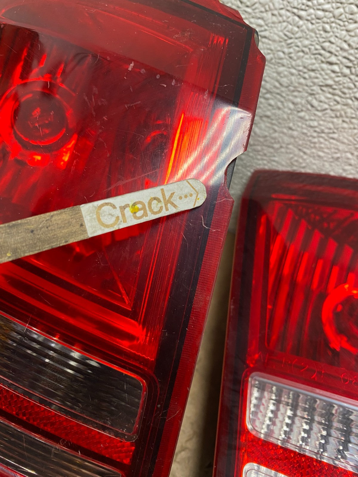 2009 2010 2011 Dodge Journey Left+Right Tail Lights Oem W8247 DW9