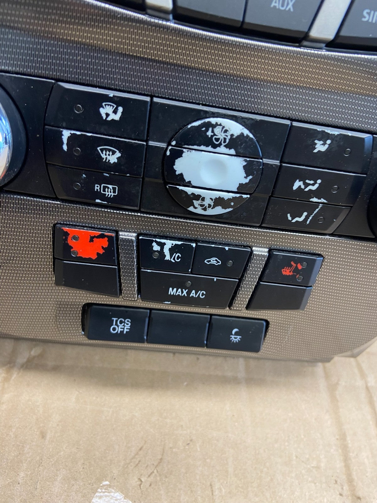 2010 to 2012 Ford Fusion Radio Climate Control A/C Control ad7128 DG1