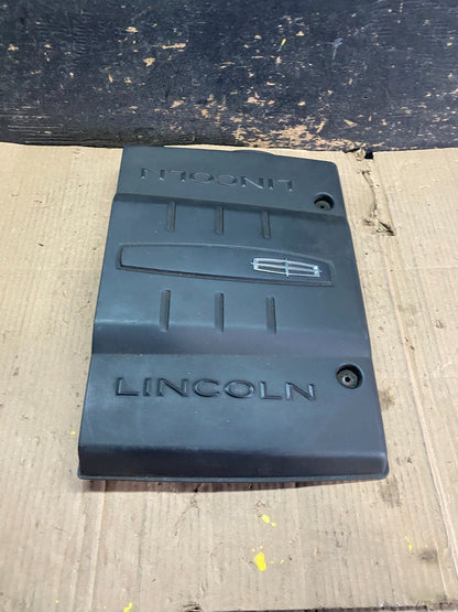 2007 to 2014 Lincoln Navigator 5.4L V8 Engine Motor Cover w4869 DG3