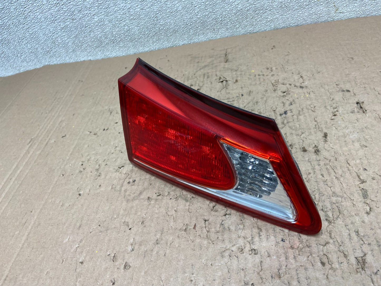 2009 - 2010 Lexus Is250 Is350 Left Driver LH Inner Tail Light Oem Y0602 GD1