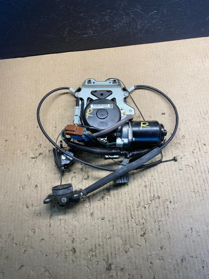 2005 - 2010 Honda Odyssey Rear Right Sliding Door Lock Actuator Motor AC0838 DG3