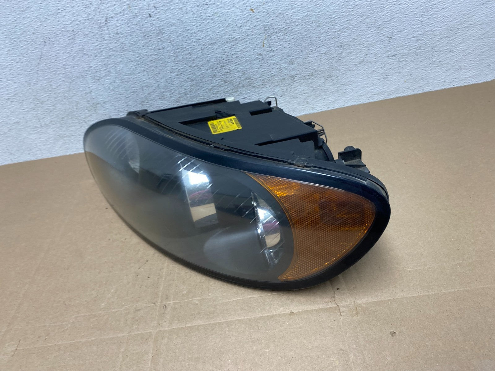 2006-2010 Volvo C70 Left Driver LH Side Headlight AE4889 DW1