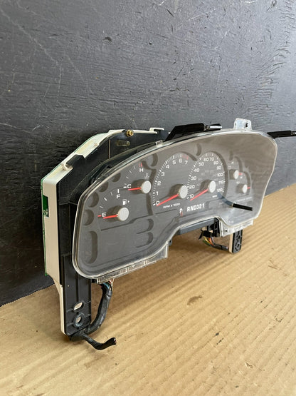 2004 2005 Mercury Mountaineer Instrument Cluster Speedometer Gauge AF3439 DW1