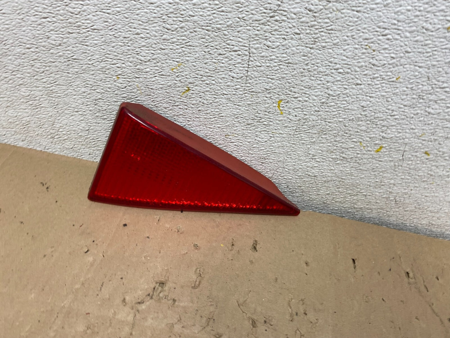 2004-2005 Mitsubishi Endeavor Right Passenger Rh Inner Tail Light Oem N3656 DW2