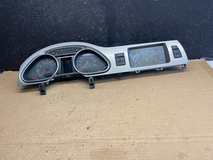 2007 - 2009 Audi Q7 Speedometer Cluster Gauge Screen Radio Bezel Trim ah5444 DG0