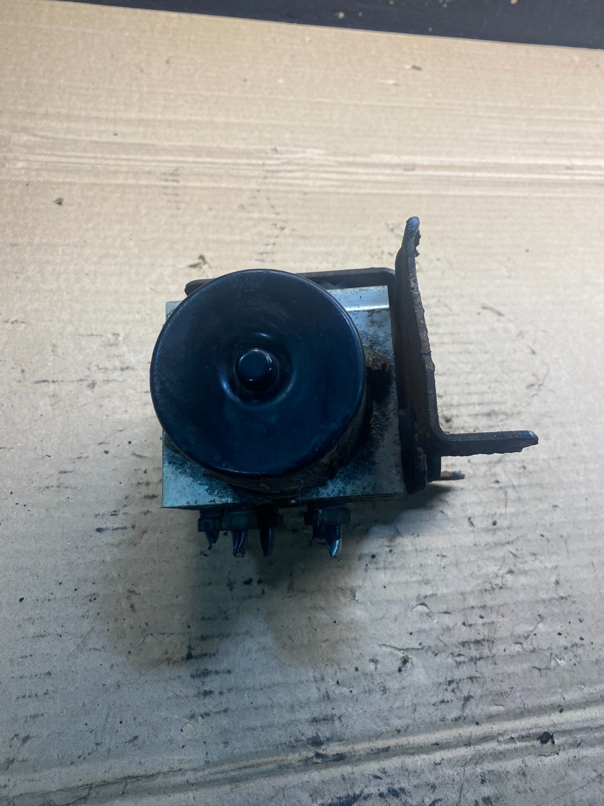 2009 Chevy Express GMC Savana 1500 2500 ABS Anti Lock Brake Pump aa3273 DG5