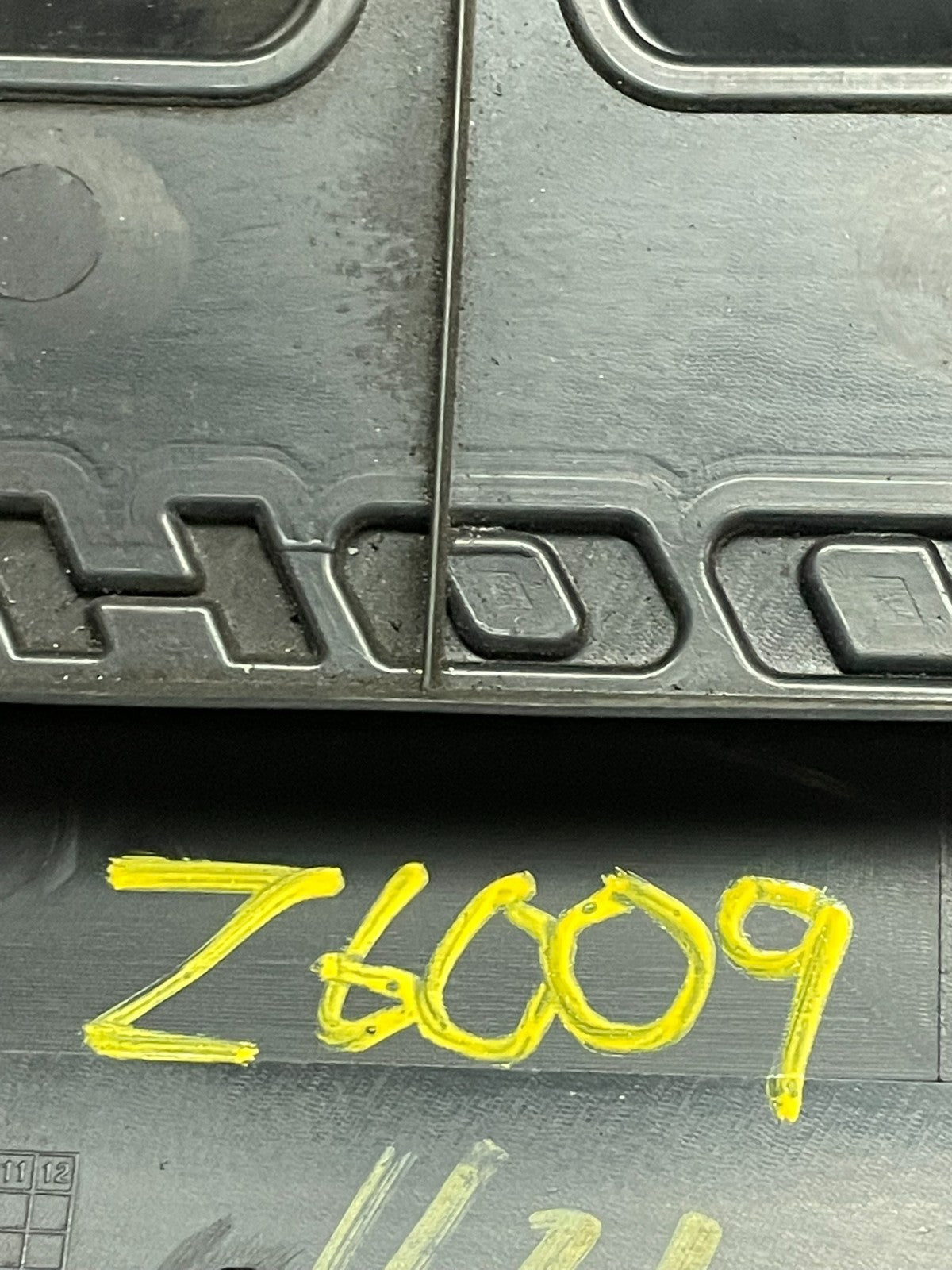 2007 Hyundai Elantra 2.0L Engine Motor Cover Oem z6009  DG9