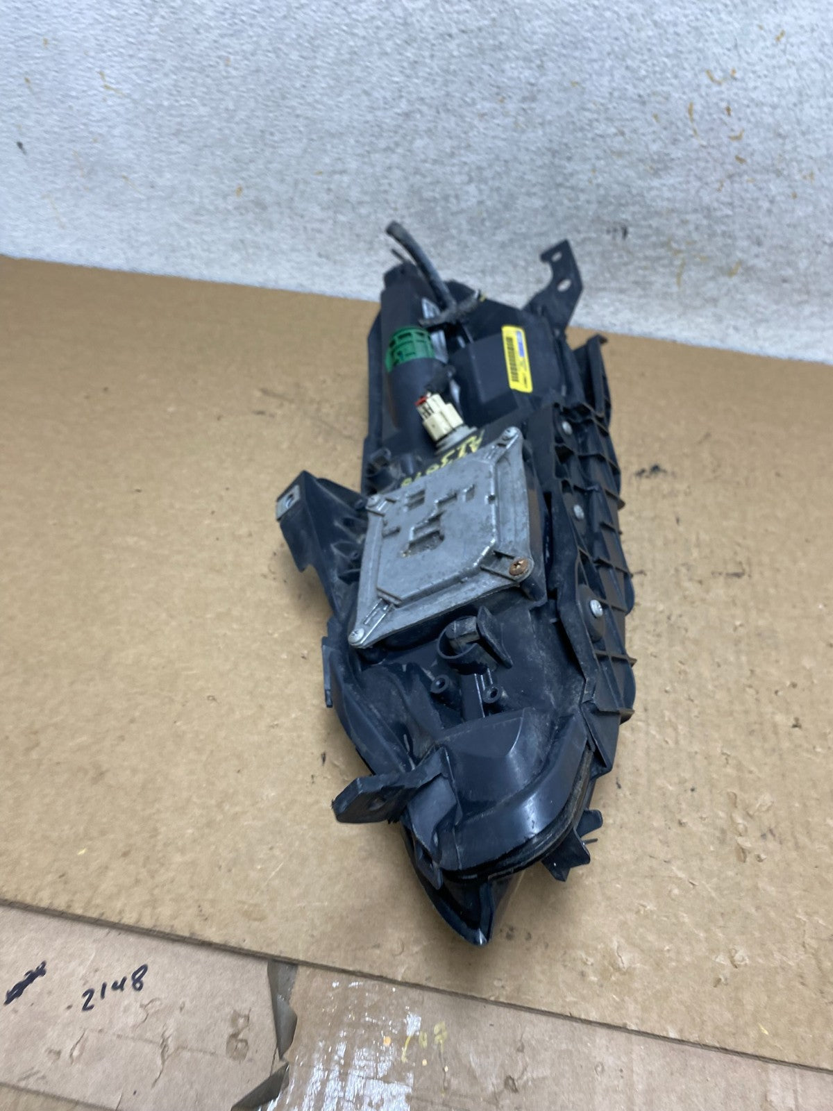 2014 - 2018 Jeep Cherokee Right Passenger RH Side LED Headlight AI3646 DW8
