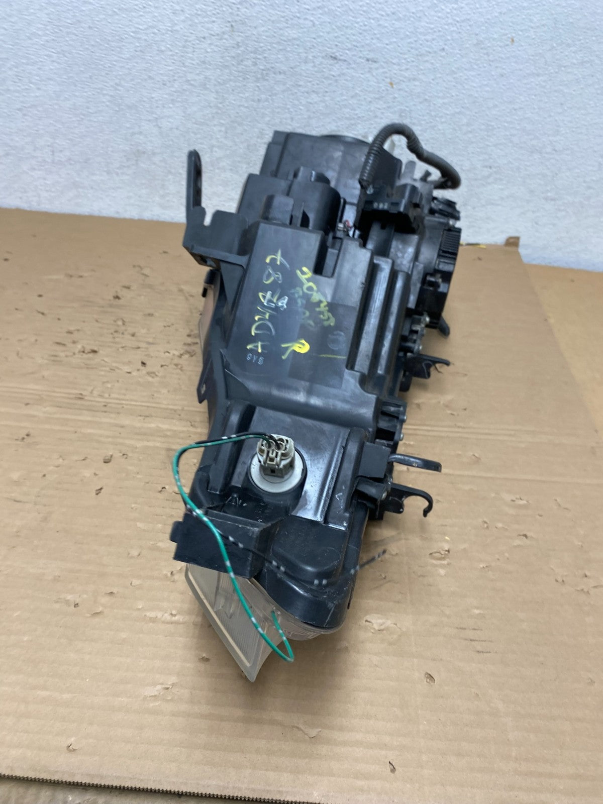 2011 to 2014 Nissan Murano Headlight Right Passenger Rh Xenon Hid AD4287 DW7