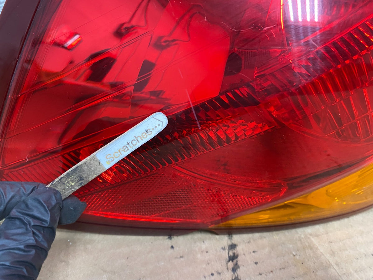 2005 2006 2007 Subaru Legacy Left Driver LH Side Tail Light AH8120 DG3