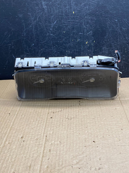 2009 to 2010 Mercury Marquis Speedometer Cluster Gauge ac9395 DG0