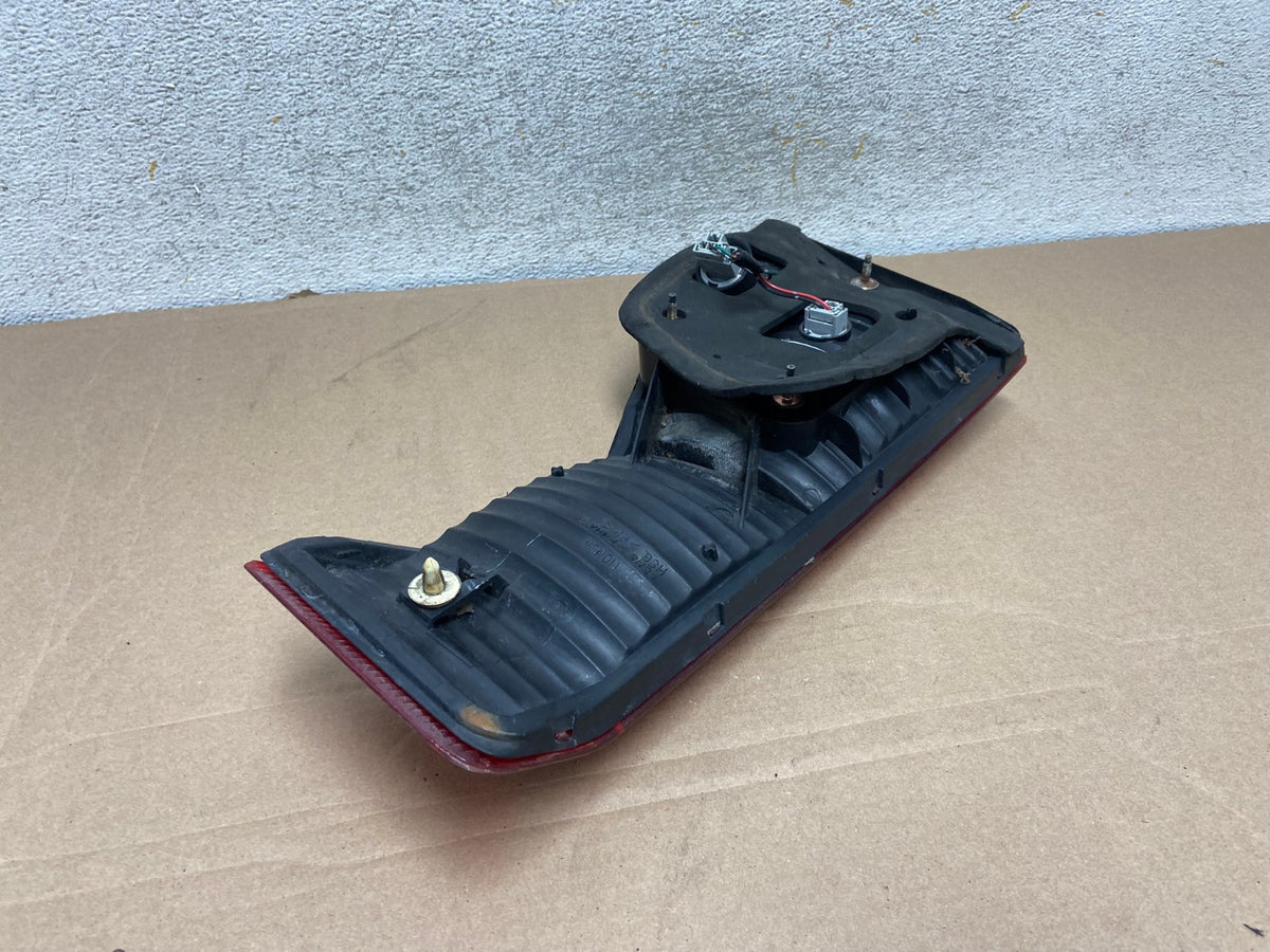 1998 to 2000 Honda Accord Left Driver LH Side Inner Tail Light AH9301 LK8