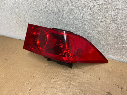 2004 to 2005 Acura Tsx Sedan Right Passenger Tail Light AI8269 LK1
