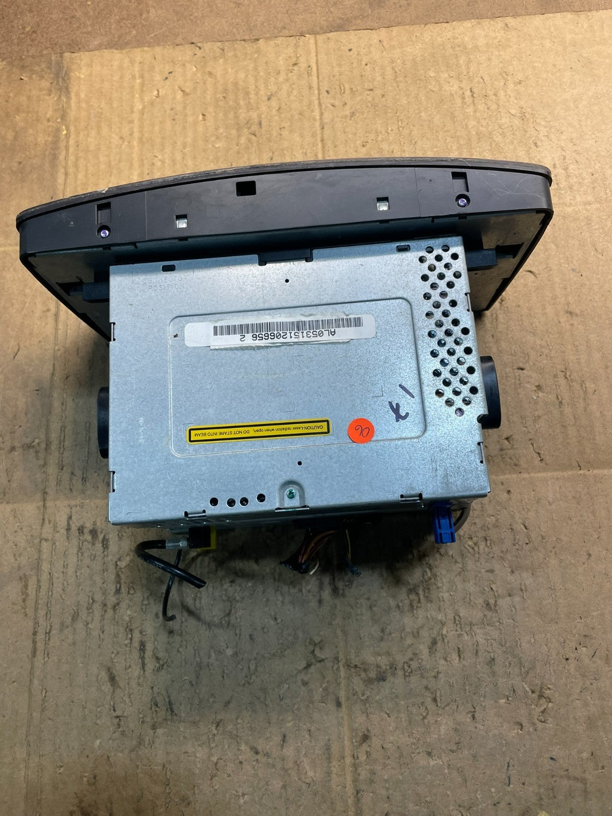 2006-2008 Mercedes W251 R350 R320 Head Command Navi Radio CD Player Y7404 DG4