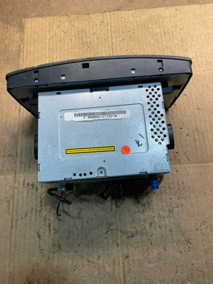 2006-2008 Mercedes W251 R350 R320 Head Command Navi Radio CD Player Y7404 DG4
