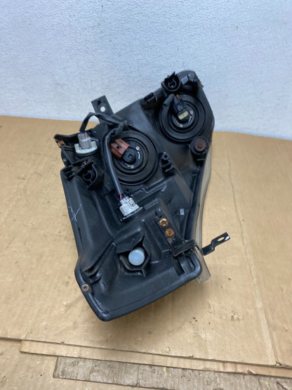 2004 to 2009 Nissan Quest Right Passenger RH Black Headlight AC8559 DW10