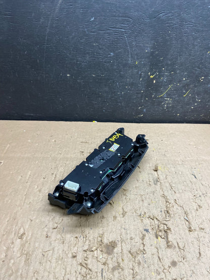 2009-2014 Nissan Murano AM FM Radio CD Control Panel T8439 DG3