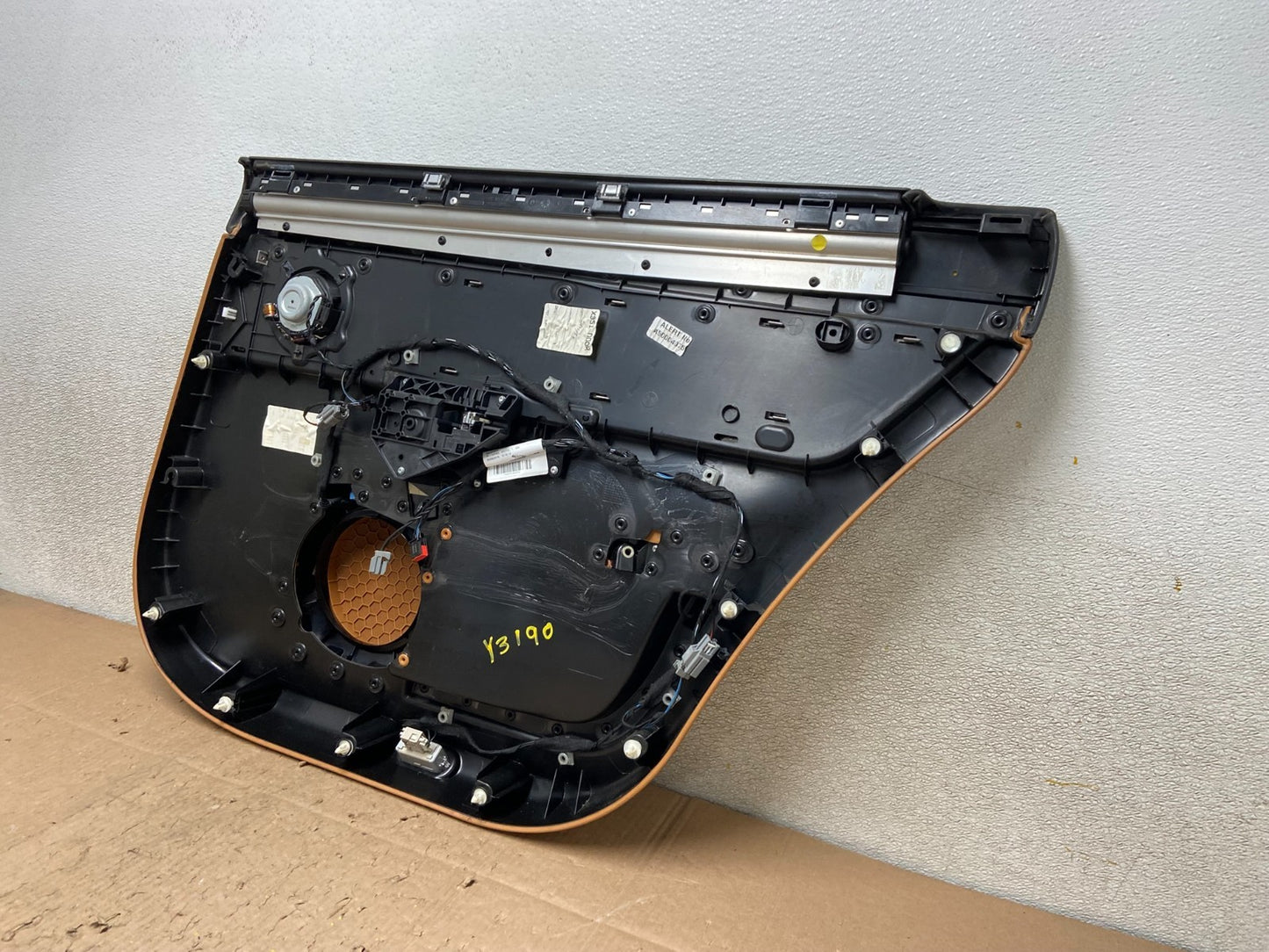 2010 to 2015 Jaguar XJ Interior Rear Left Driver LH Door Trim Panel OEM Y3190 DG7