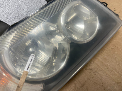 2001 2002 2003 Toyota Highlander Headlight Right Passenger RH Side AB6502 DW3