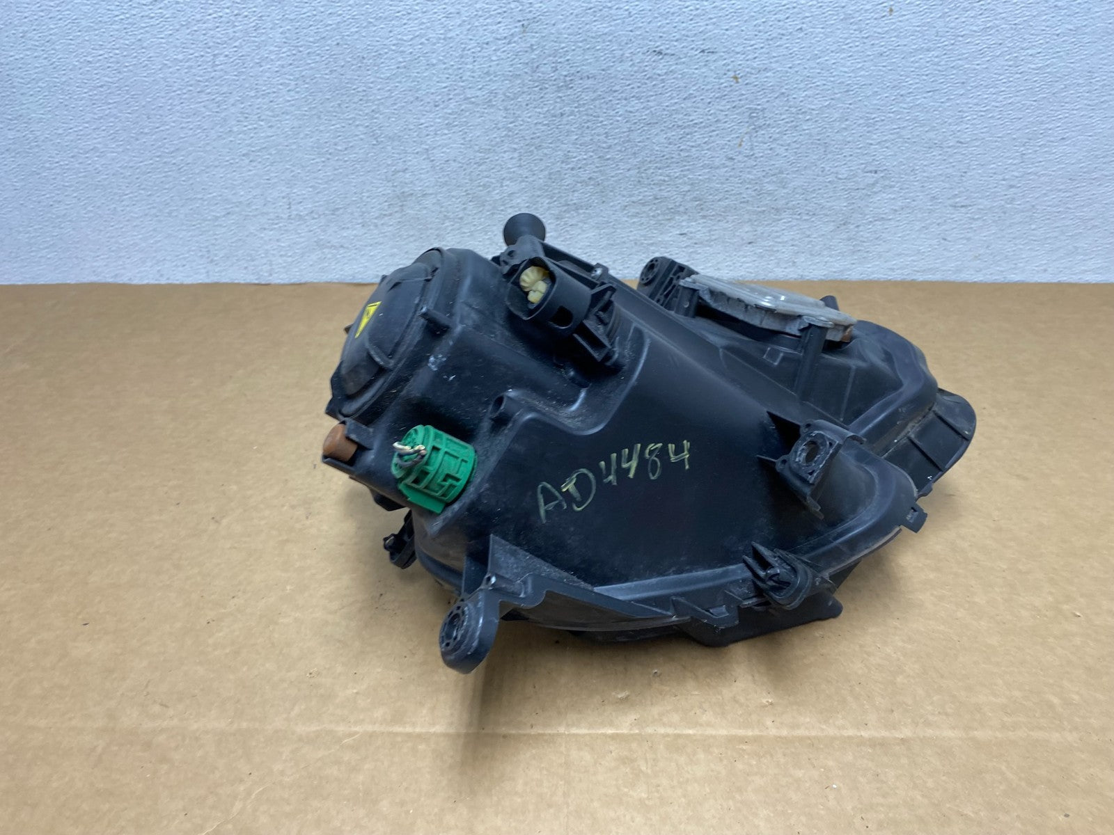 Halogen 2014-2017 Jeep Cherokee Left Driver LH Side Lower Headlight AD4484 DW7