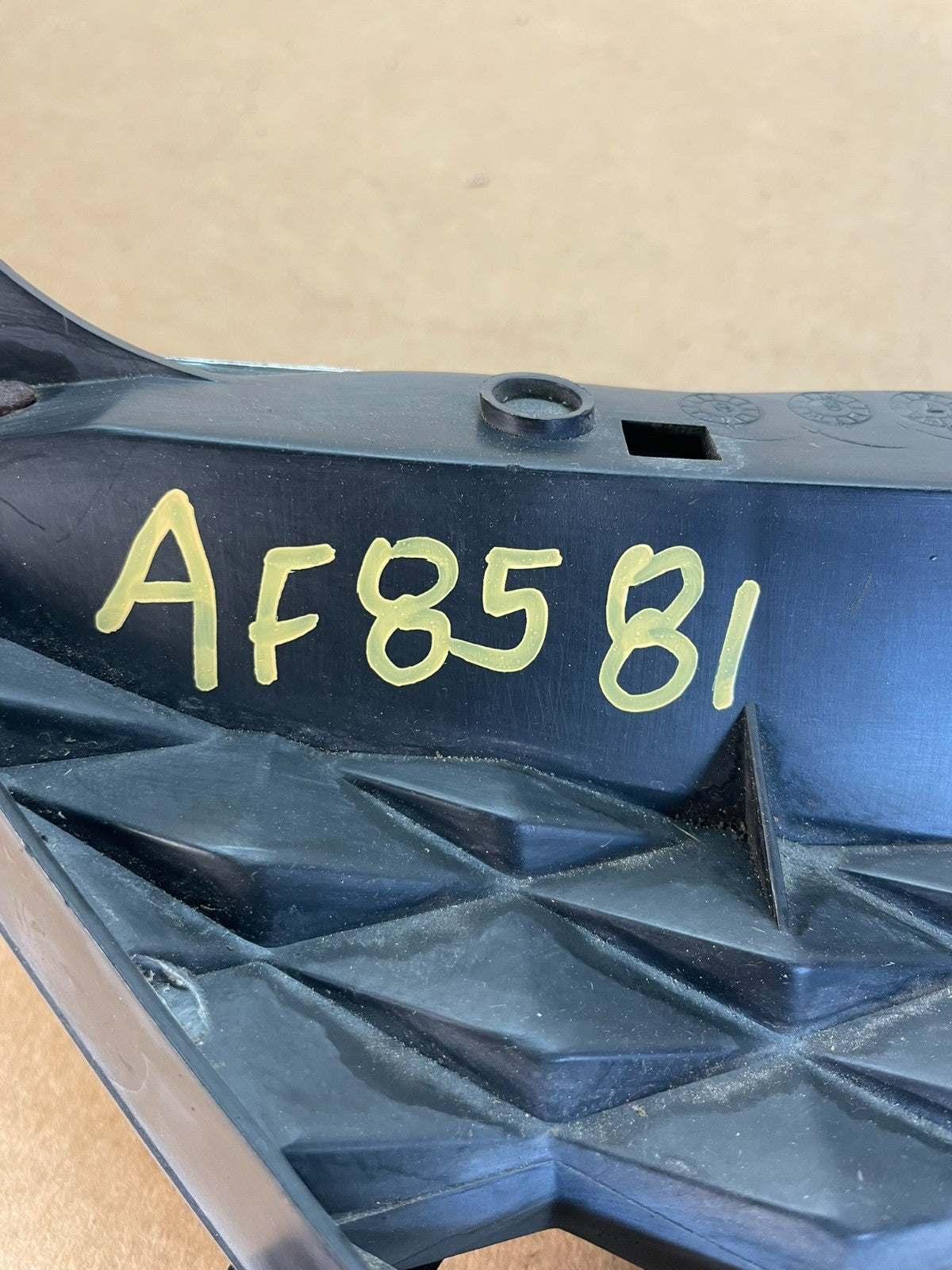 2003 2004 2005 Mazda Mazda 6 Front Grille Grill AF8581 DG6