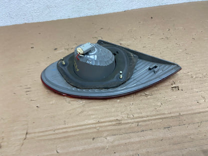 2003-2008 Toyota Corolla Inner Passenger Right RH Side Tail Light AD4280 LK4