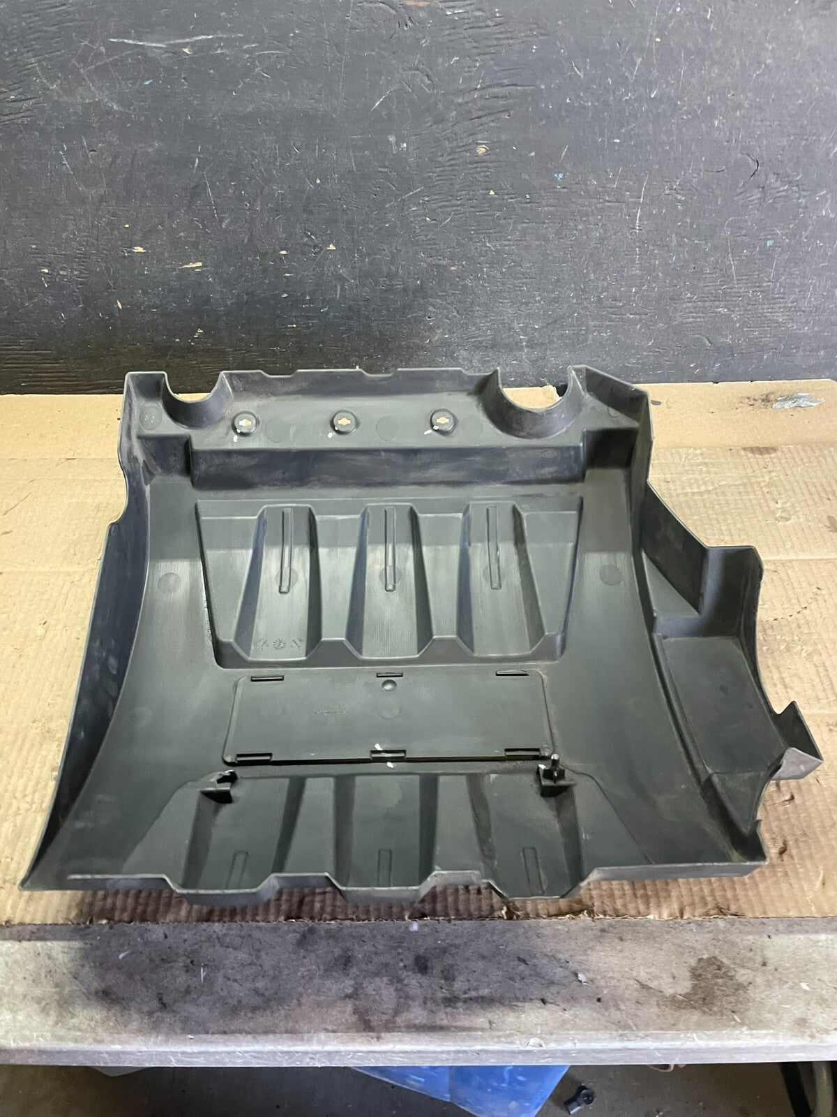 2006 to 2008 Honda Pilot Black Engine Cover OEM 3.5L M2681 DG4