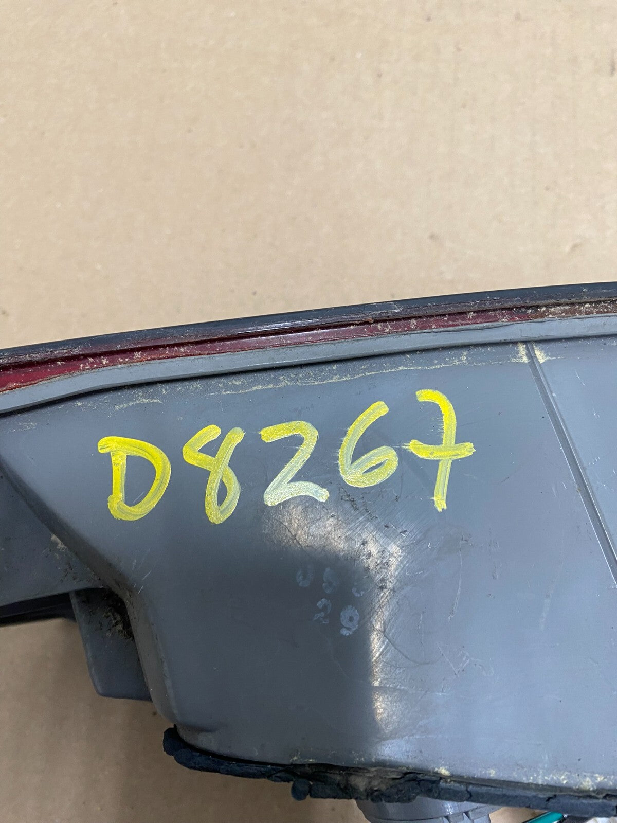 1997 1998 1999 Toyota Camry Tail Light Right Passenger Rh Side Oem D8267 DG16