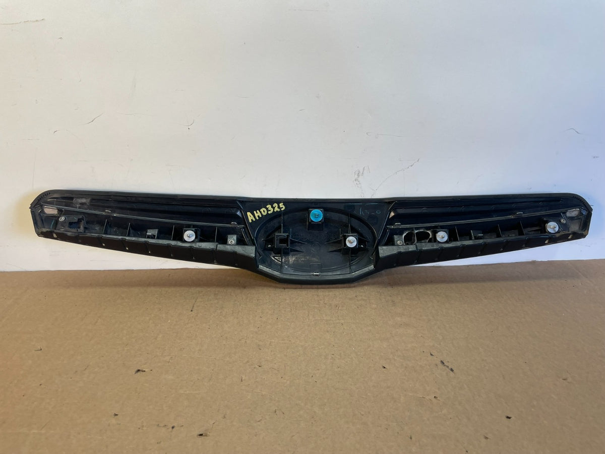 2014 2015 2016 Subaru Forester Chrome Front Grille Grill ah0325 DG3