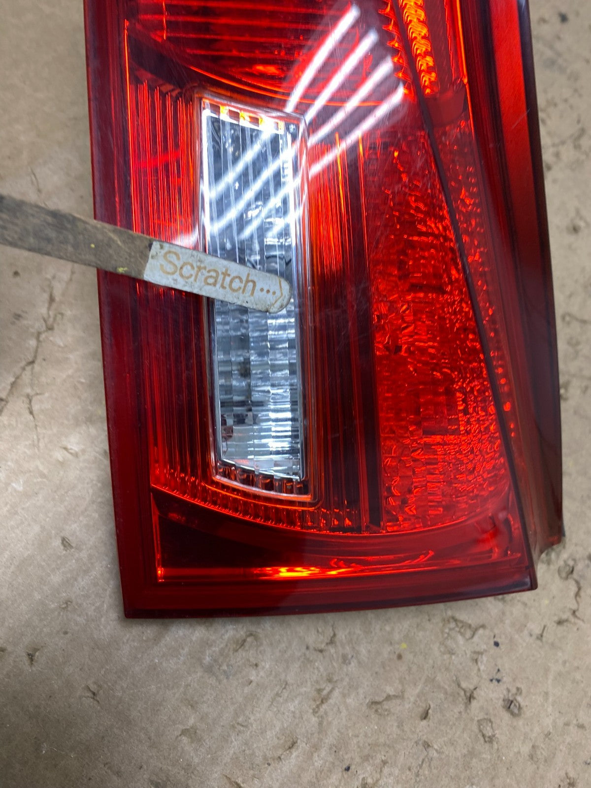 2006 - 2008 Lexus Is250 Is350 Right Passenger RH Inner Tail Light Oem X2566 DW4