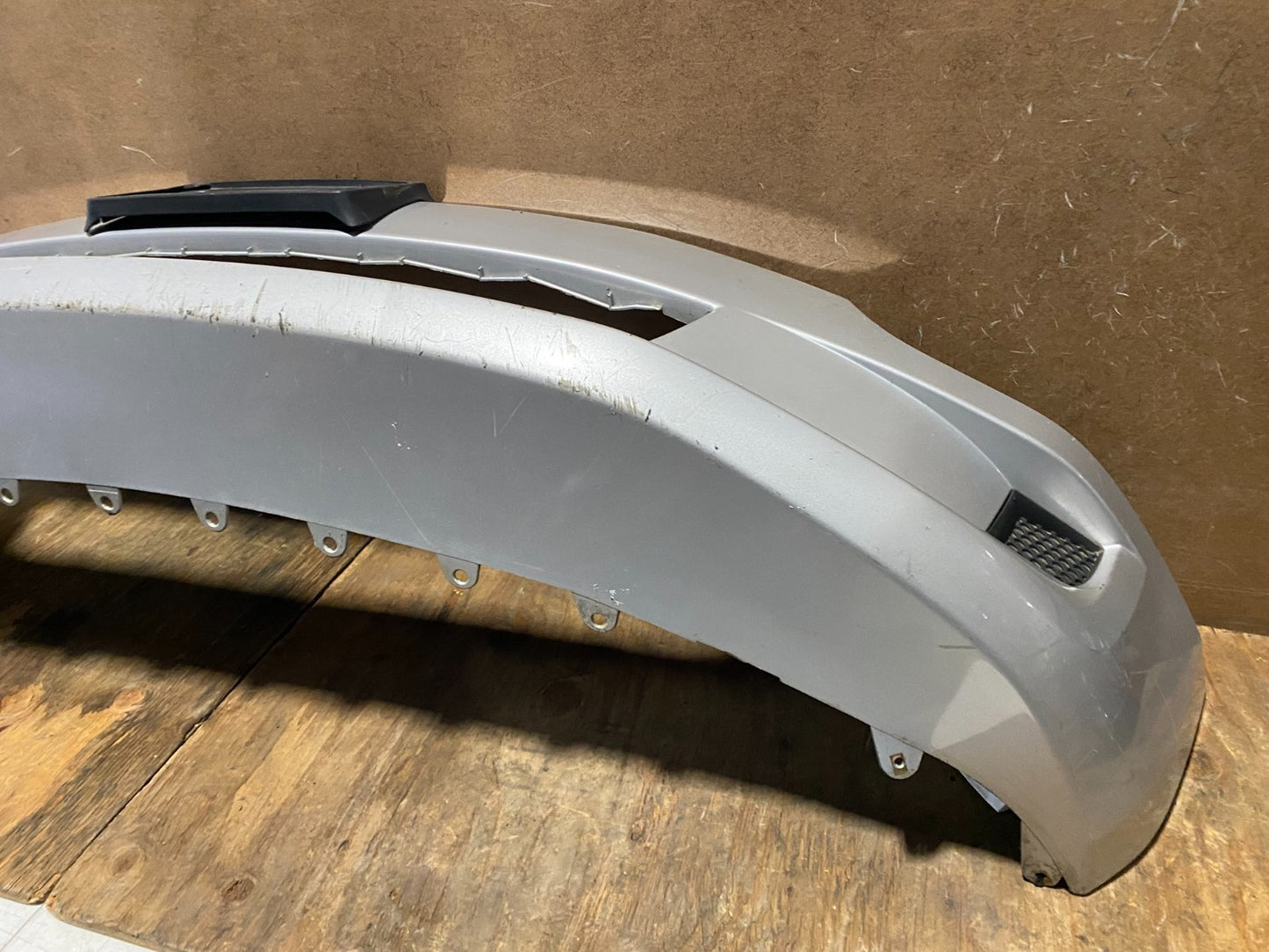 2011 to 2012 GMC Acadia Denali Front Lower Bumper Cover 22821302 AE36604