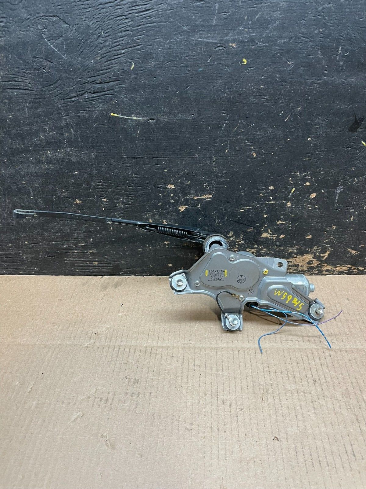 2011-2020 Toyota Sienna Rear Windshield Washer Wiper Motor W5945 DG4