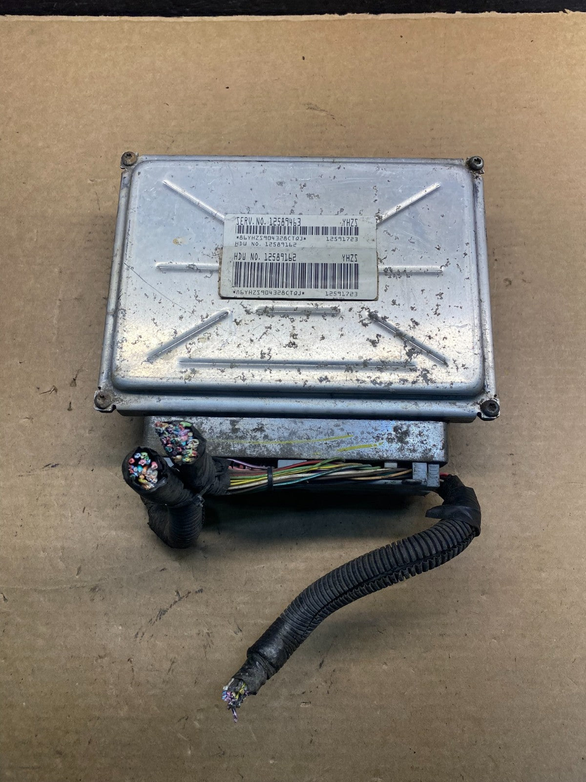 2003-2006 Chevrolet Tahoe Silverado Engine Control Unit Module ECM ECU AD9952 DW0