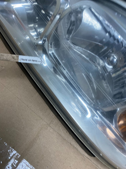 2006 to 2007 Saturn Vue Headlight Left Driver LH Side Halogen AE6641 DW4