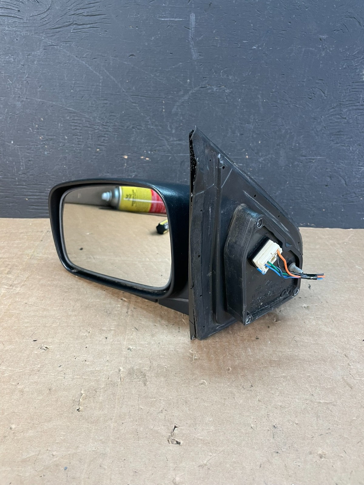 2003 to 2009 Kia Sorento Left Driver LH Door Mirror AE8547 DW2