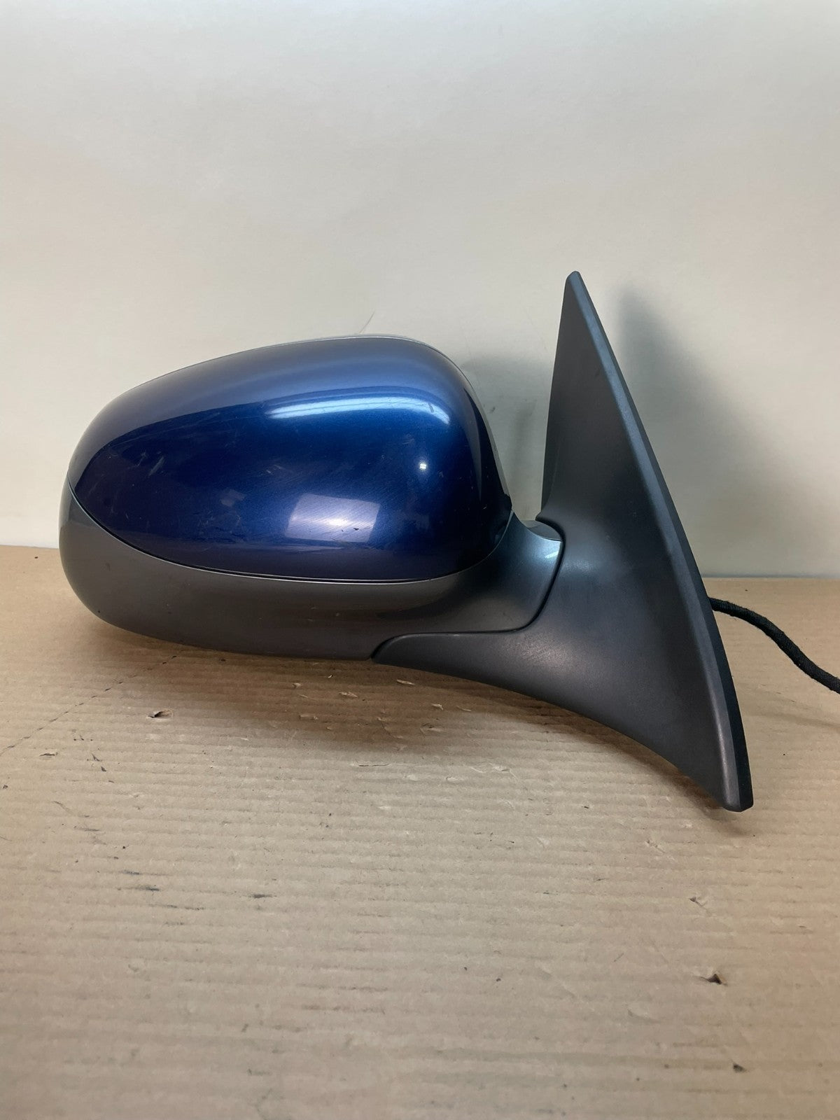 2003 to 2006 Porsche Cayenne Right Passenger RH Door Mirror AH8692 DG0